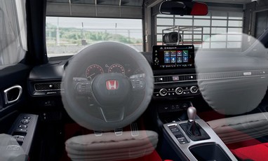 Sistema de Airbags (8) delanteros, laterales (ambas filas) y de tipo cortina. Sistema de Airbags (8) delanteros, laterales (ambas filas) y de tipo cortina.